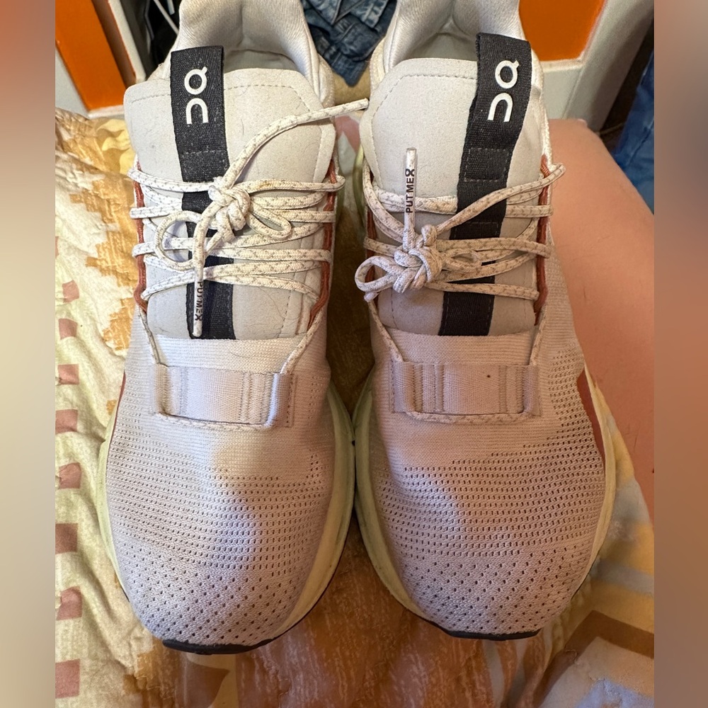 On cloud sneakers GUC with some minor spots on fabric